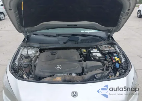 2018 Mercedes-Benz Cla 250 z USA, uszkodzony, nr VIN WDDSJ4EB1JN556917